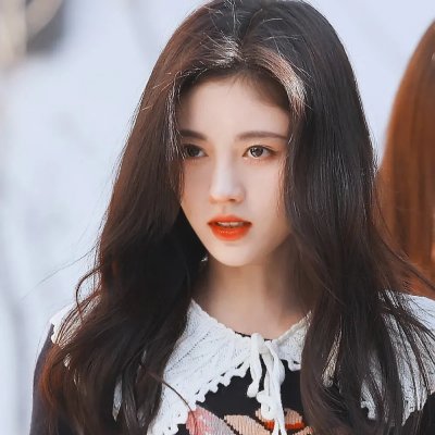 枭爷夫人她来自农村